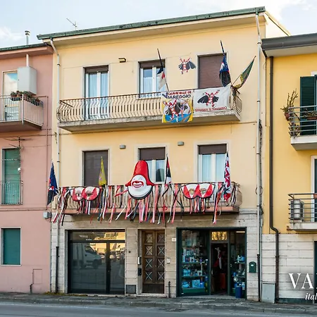 Terrazza Centrale-5 Minuti Dal Porto E Stazione- * Viareggio