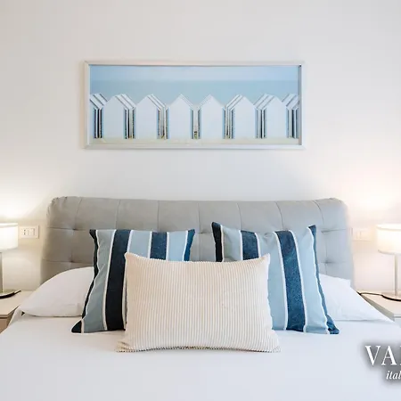 Terrazza Centrale-5 Minuti Dal Porto E Stazione- *