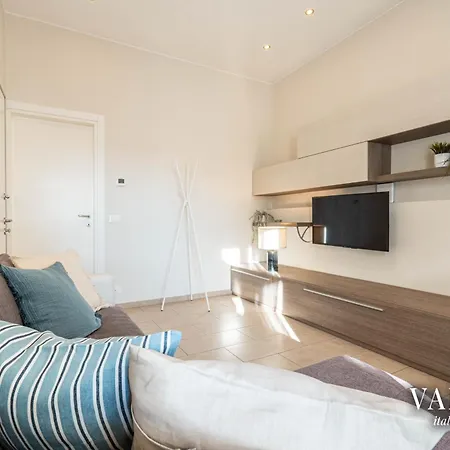 Terrazza Centrale-5 Minuti Dal Porto E Stazione- Viareggio