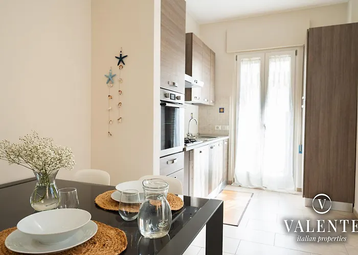 Apartment Terrazza Centrale-5 Minuti Dal Porto E Stazione- *