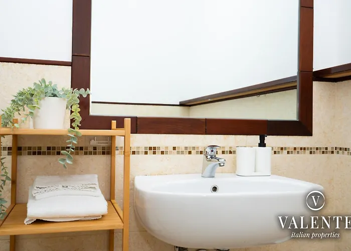 Terrazza Centrale-5 Minuti Dal Porto E Stazione- *