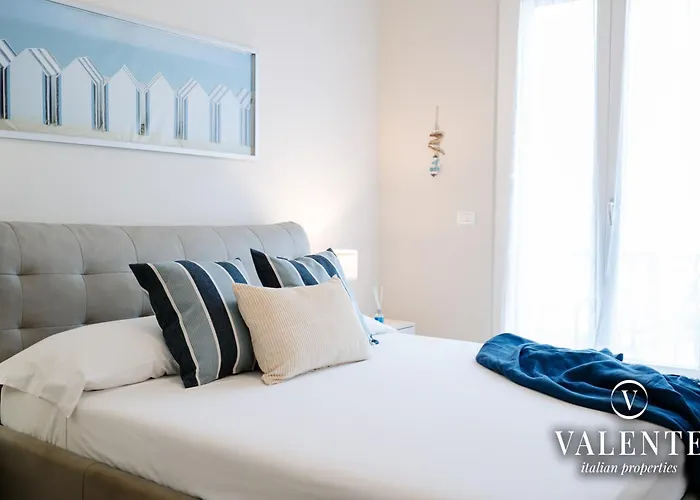 Apartment Terrazza Centrale-5 Minuti Dal Porto E Stazione-