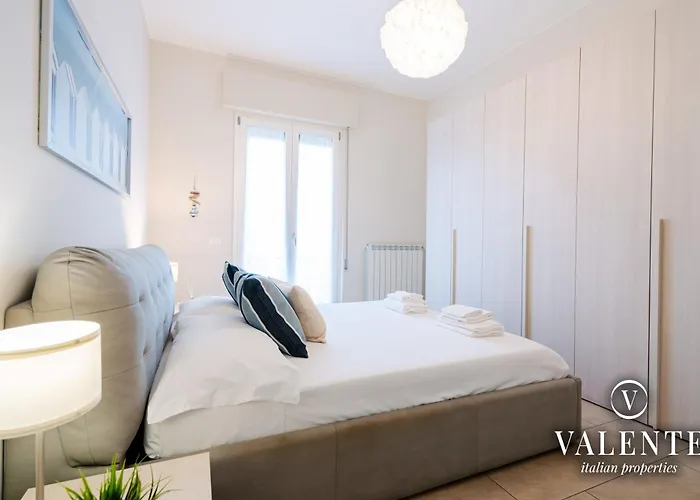 Terrazza Centrale-5 Minuti Dal Porto E Stazione- Viareggio