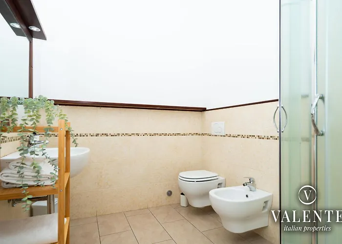 Terrazza Centrale-5 Minuti Dal Porto E Stazione- *