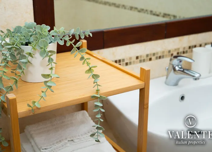 Terrazza Centrale-5 Minuti Dal Porto E Stazione- فياريجيو