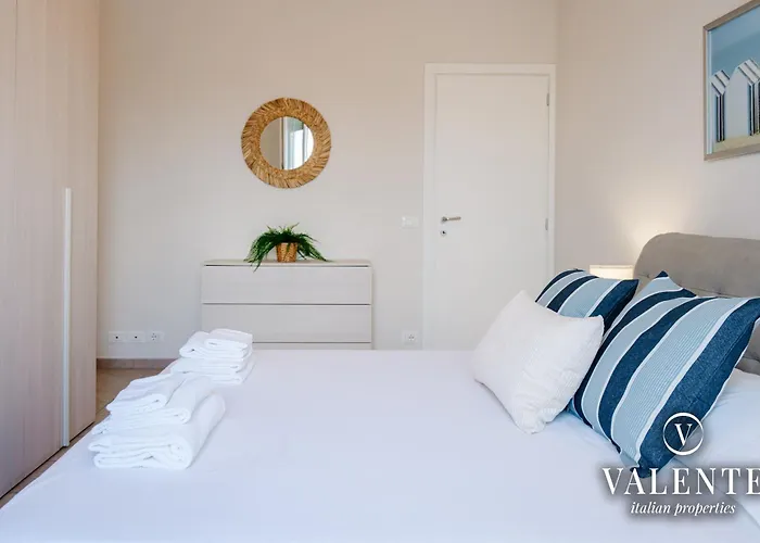 Appartamento Terrazza Centrale-5 Minuti Dal Porto E Stazione- Viareggio