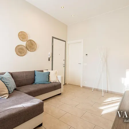 Terrazza Centrale-5 Minuti Dal Porto E Stazione- *